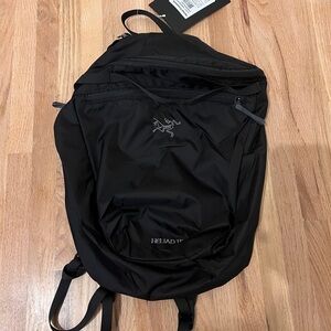 Arc'teryx Heliad 15 Backpack black lightweight no tag